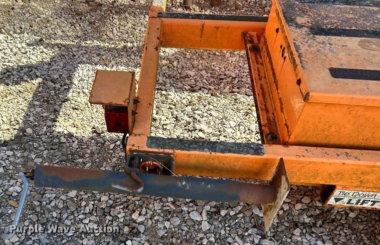 image for item NR9330 (4) road safety board trailers