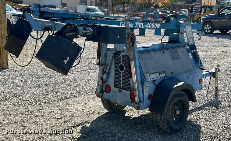 image for item NR9331 2009 Genie TML-4000N  light plant