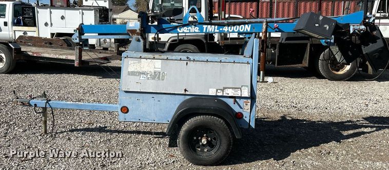 image for item NR9331 2009 Genie TML-4000N  light plant