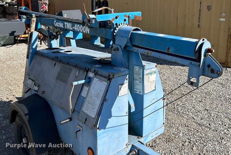 image for item NR9331 2009 Genie TML-4000N  light plant