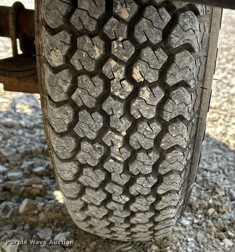 image for item NR9331 2009 Genie TML-4000N  light plant