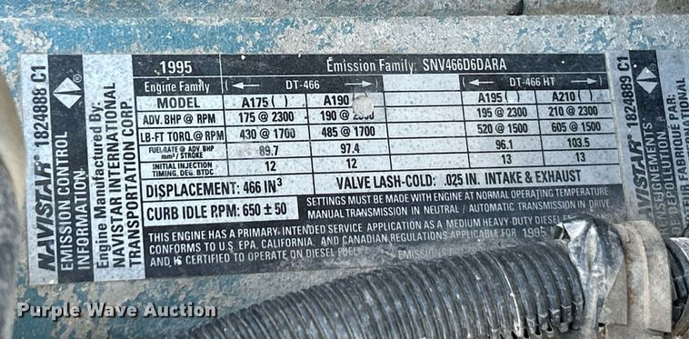 image for item NR9333 1996 International 4700  dump truck