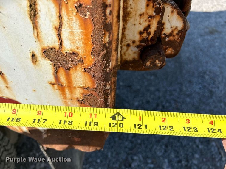 image for item NR9333 1996 International 4700  dump truck