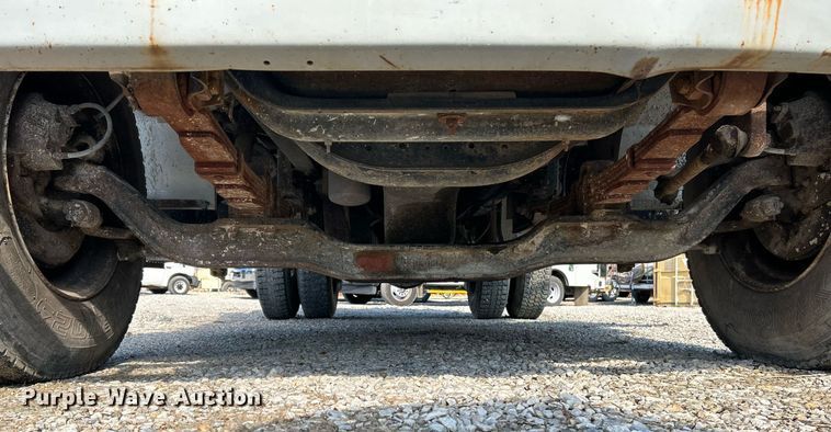 image for item NR9333 1996 International 4700  dump truck