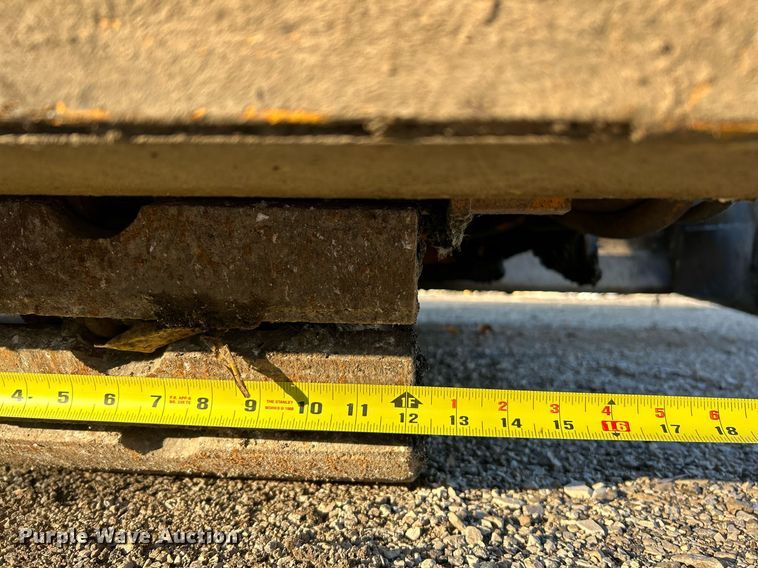 image for item NR9355 Pucket 580  paver