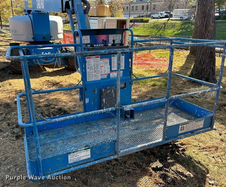 image for item NR9357 2014 Genie Z-80/60  boom lift