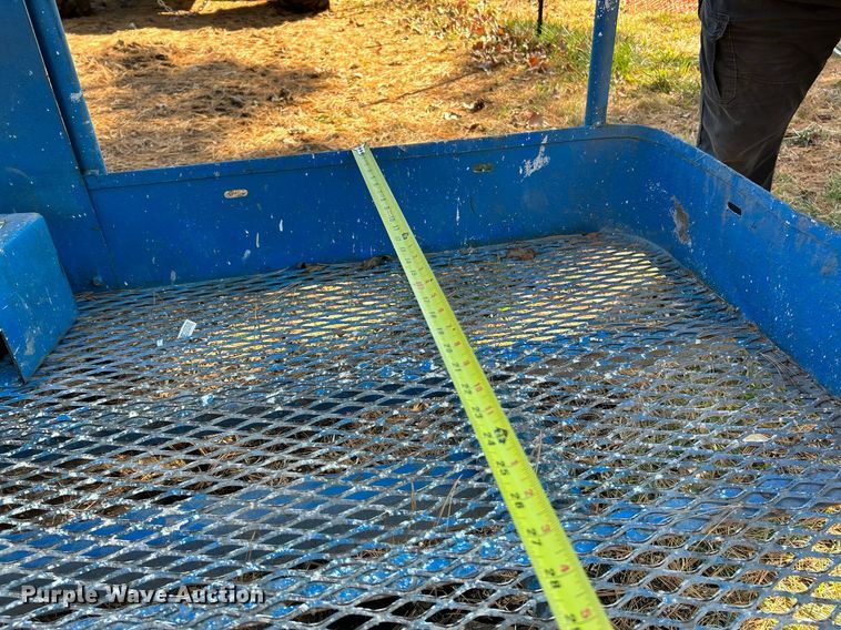 image for item NR9357 2014 Genie Z-80/60  boom lift