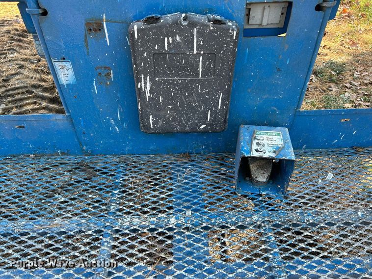 image for item NR9357 2014 Genie Z-80/60  boom lift