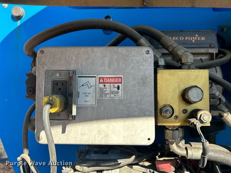 image for item NR9357 2014 Genie Z-80/60  boom lift