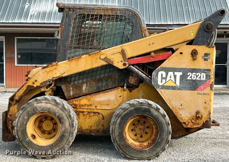 image for item NR9396 2014 Caterpillar 262D  skid steer loader