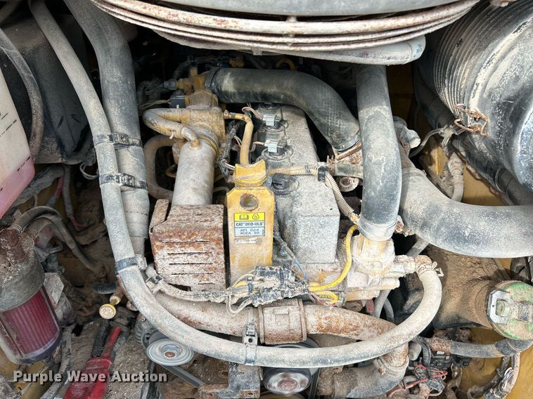 image for item NR9396 2014 Caterpillar 262D  skid steer loader