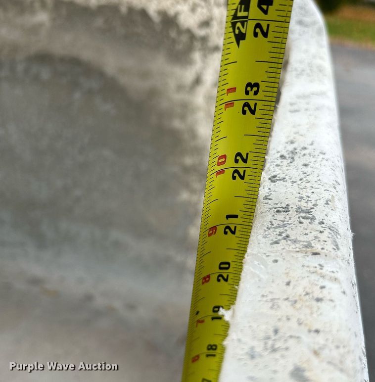 image for item NR9397 Toro MBTX-2500  concrete buggy