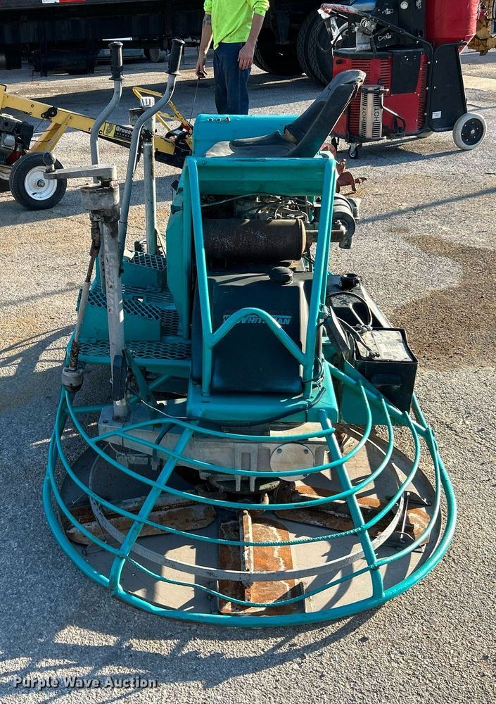 image for item NR9409 Whiteman HHN31VTCSL5  power trowel