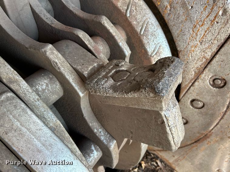 image for item NR9410 2019 Morbark Wood Hog 6400XT  horizontal grinder