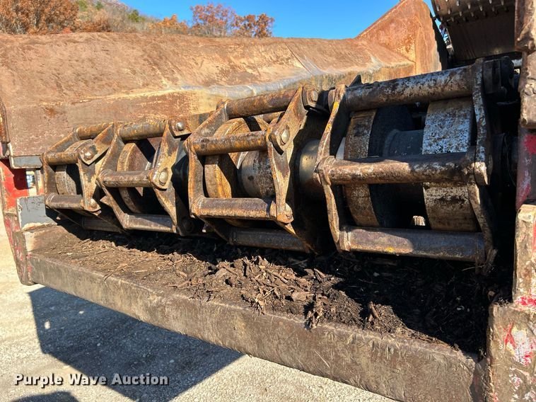 image for item NR9410 2019 Morbark Wood Hog 6400XT  horizontal grinder