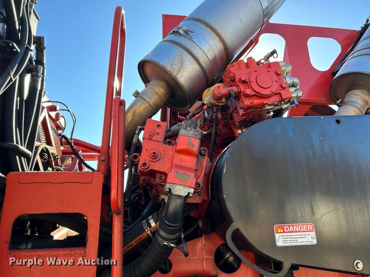 image for item NR9410 2019 Morbark Wood Hog 6400XT  horizontal grinder