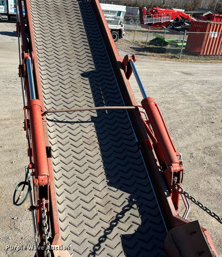 image for item NR9410 2019 Morbark Wood Hog 6400XT  horizontal grinder