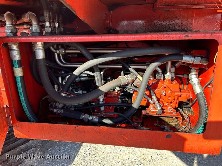 image for item NR9410 2019 Morbark Wood Hog 6400XT  horizontal grinder