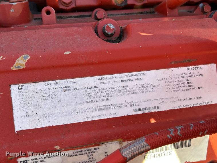 image for item NR9410 2019 Morbark Wood Hog 6400XT  horizontal grinder