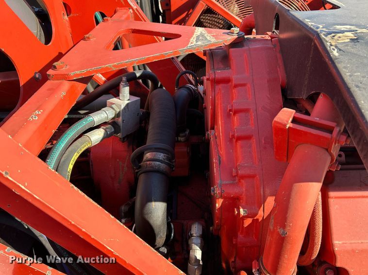 image for item NR9410 2019 Morbark Wood Hog 6400XT  horizontal grinder