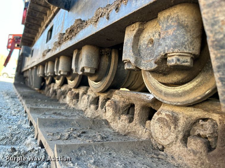 image for item NR9410 2019 Morbark Wood Hog 6400XT  horizontal grinder