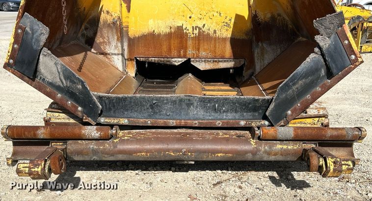 image for item NR9415 1994 Blaw-Knox PF-510  paver