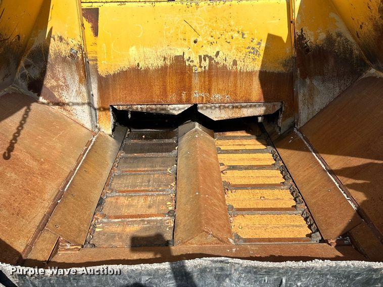 image for item NR9415 1994 Blaw-Knox PF-510  paver