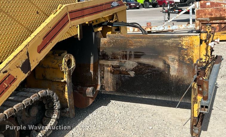 image for item NR9415 1994 Blaw-Knox PF-510  paver