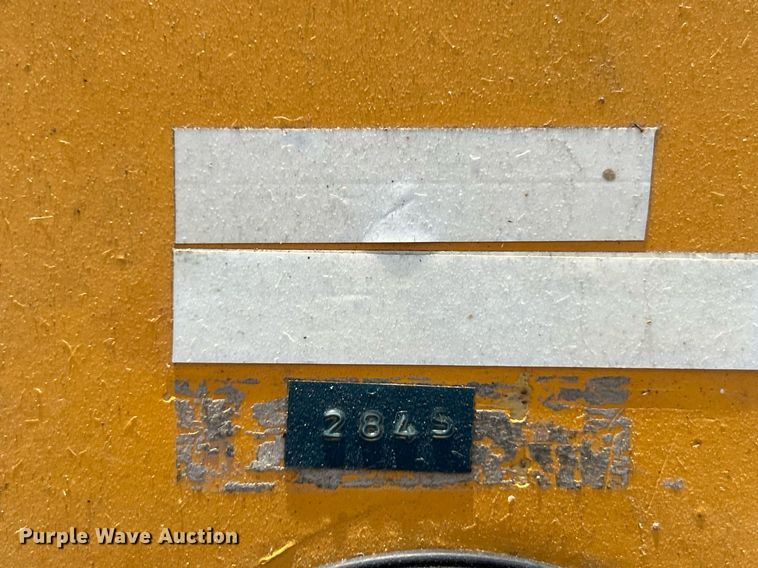 image for item NR9415 1994 Blaw-Knox PF-510  paver