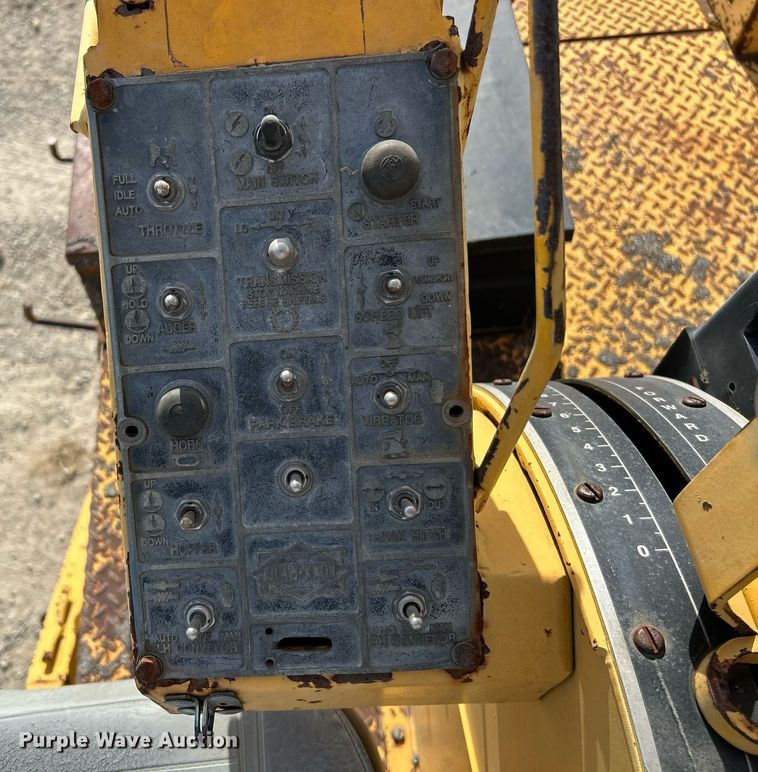 image for item NR9415 1994 Blaw-Knox PF-510  paver