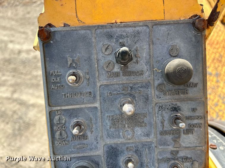 image for item NR9415 1994 Blaw-Knox PF-510  paver