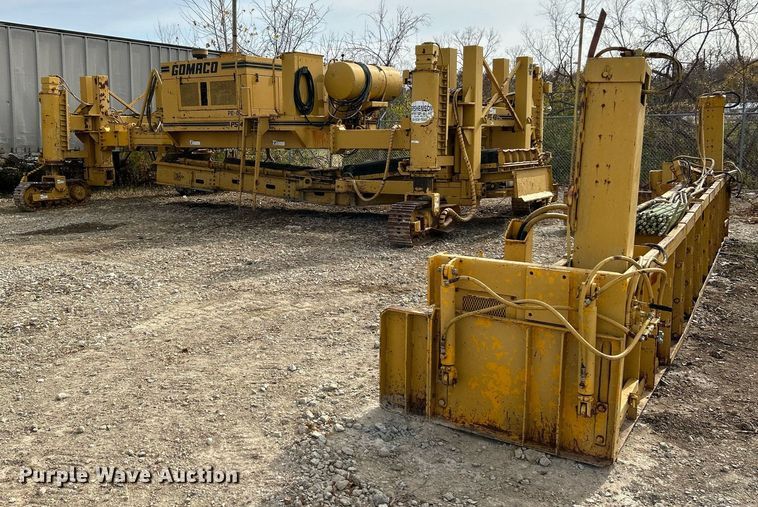 image for item NR9416 Gomaco PS-48  placer spreader