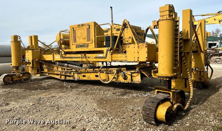 image for item NR9416 Gomaco PS-48  placer spreader