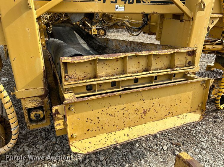 image for item NR9416 Gomaco PS-48  placer spreader