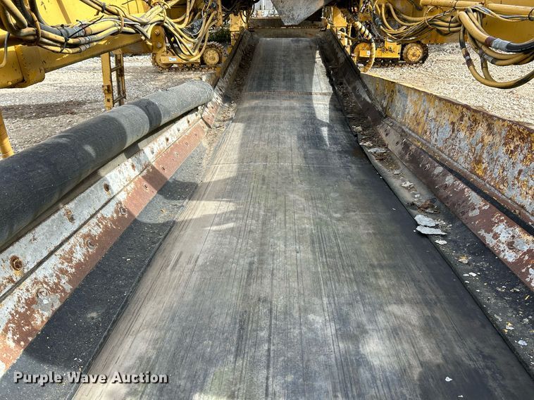 image for item NR9416 Gomaco PS-48  placer spreader