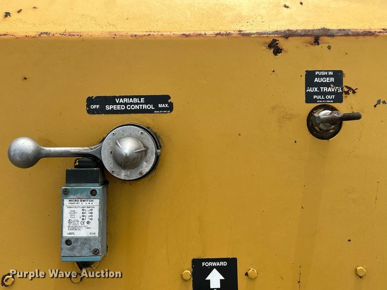 image for item NR9416 Gomaco PS-48  placer spreader