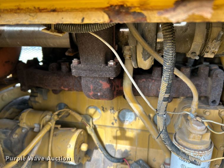 image for item NR9416 Gomaco PS-48  placer spreader