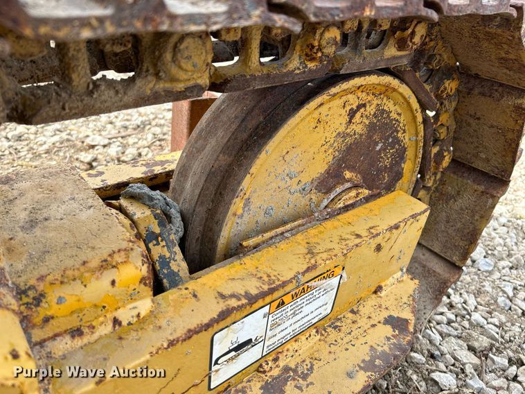 image for item NR9416 Gomaco PS-48  placer spreader