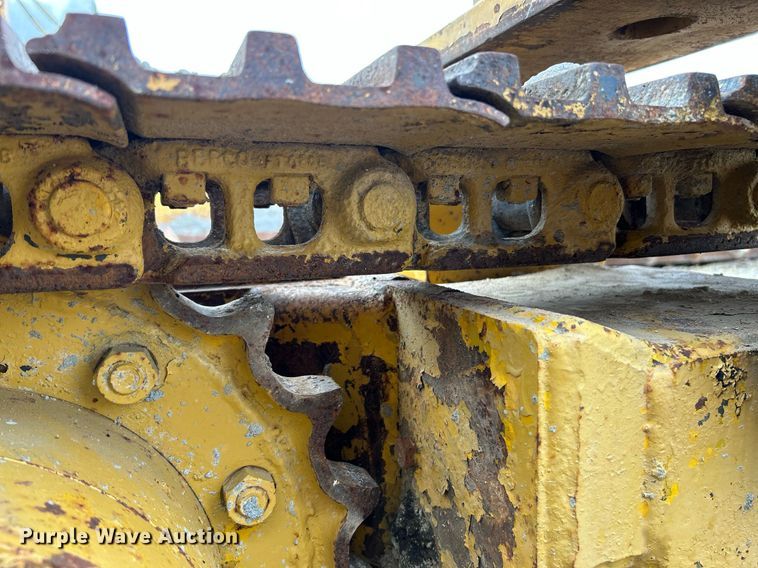 image for item NR9416 Gomaco PS-48  placer spreader