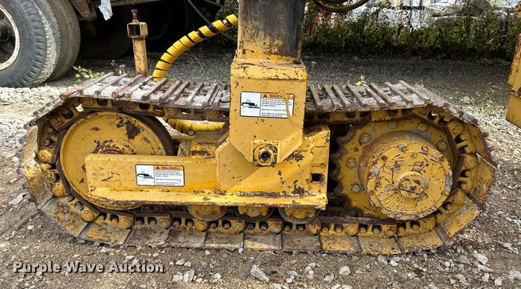 image for item NR9416 Gomaco PS-48  placer spreader