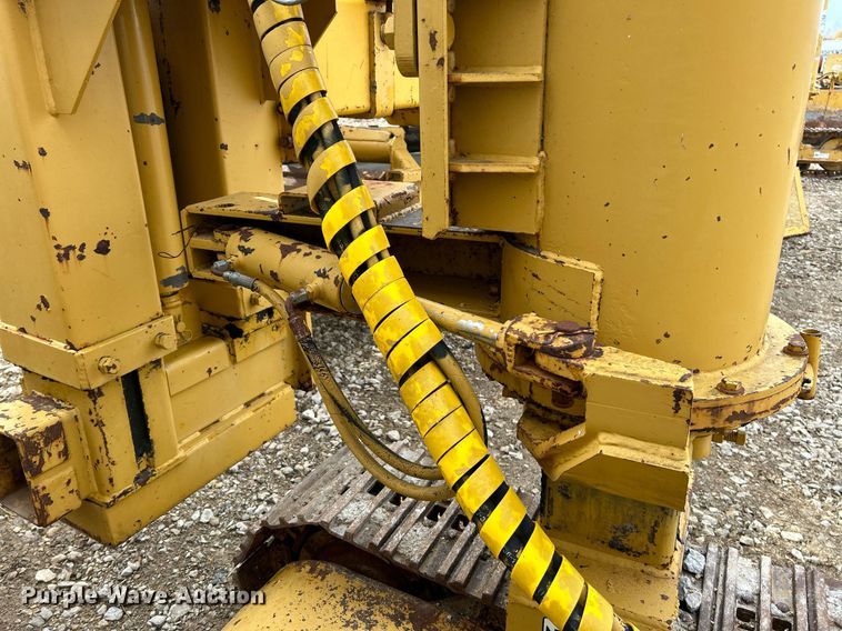 image for item NR9416 Gomaco PS-48  placer spreader