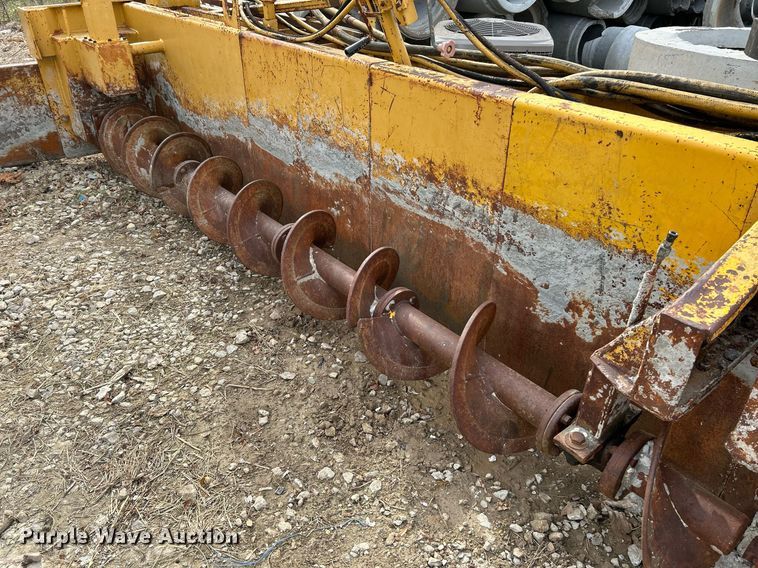 image for item NR9416 Gomaco PS-48  placer spreader