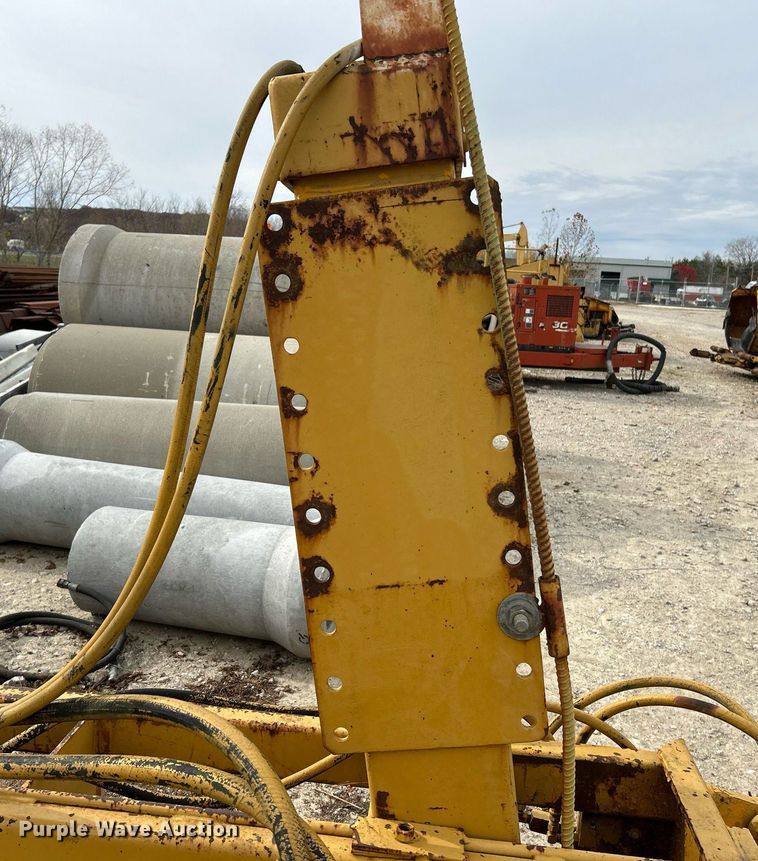 image for item NR9416 Gomaco PS-48  placer spreader