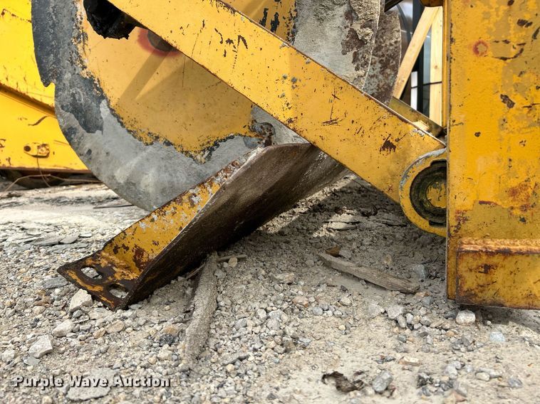 image for item NR9416 Gomaco PS-48  placer spreader