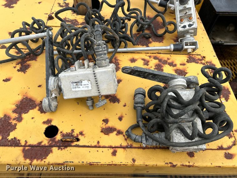 image for item NR9416 Gomaco PS-48  placer spreader