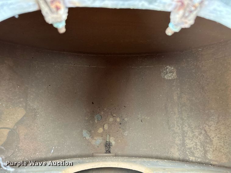 image for item NR9417 1967 Fruehauf TAG-F2-E-DF  tank trailer