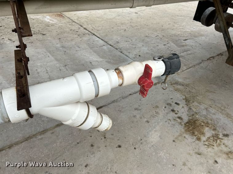 image for item NR9417 1967 Fruehauf TAG-F2-E-DF  tank trailer