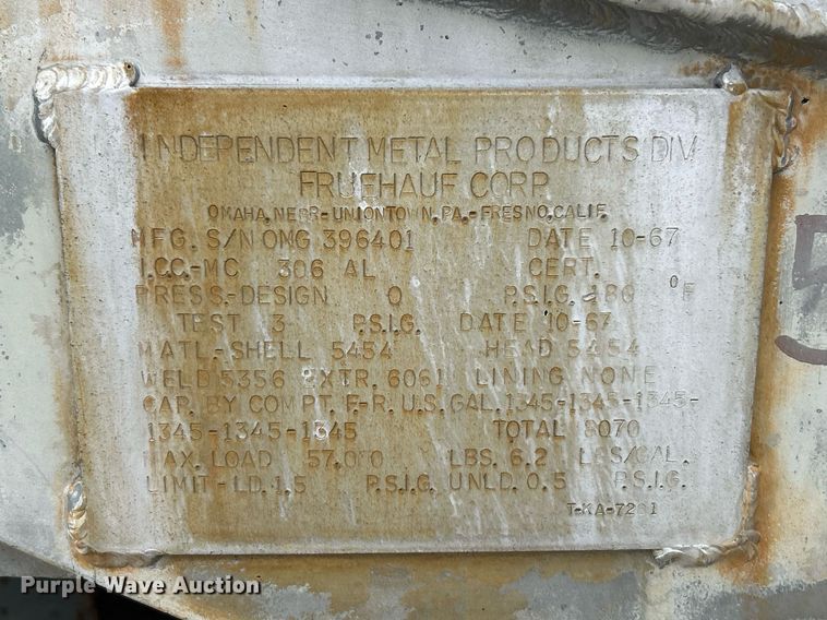 image for item NR9417 1967 Fruehauf TAG-F2-E-DF  tank trailer