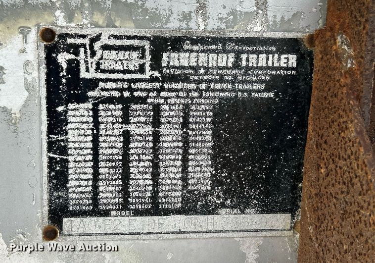 image for item NR9417 1967 Fruehauf TAG-F2-E-DF  tank trailer