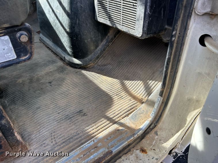 image for item NR9418 1991 Ford L8000  water truck